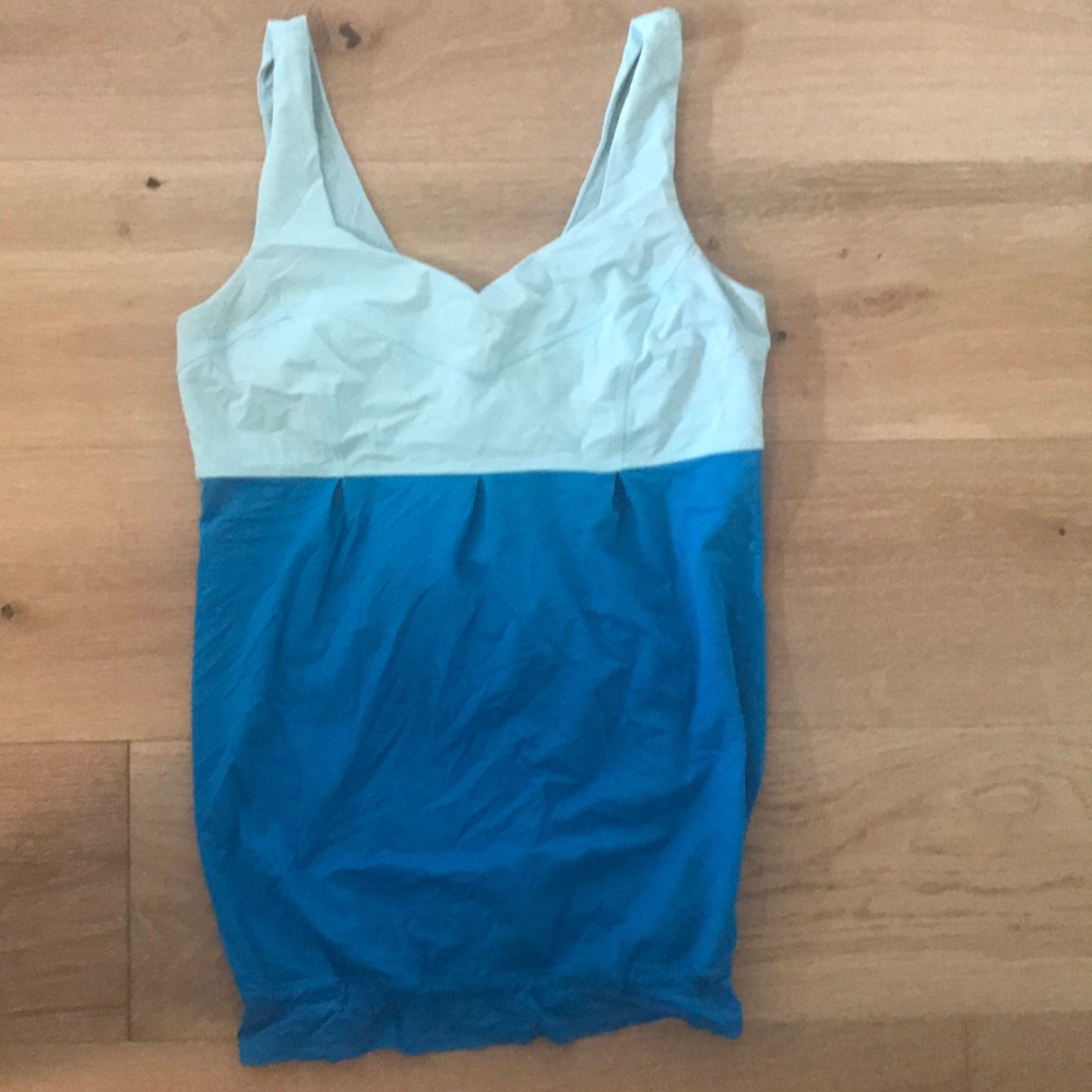 Lululemon tank, size 8